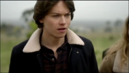 La Brea (Hindi) - Season 01 Episode 10